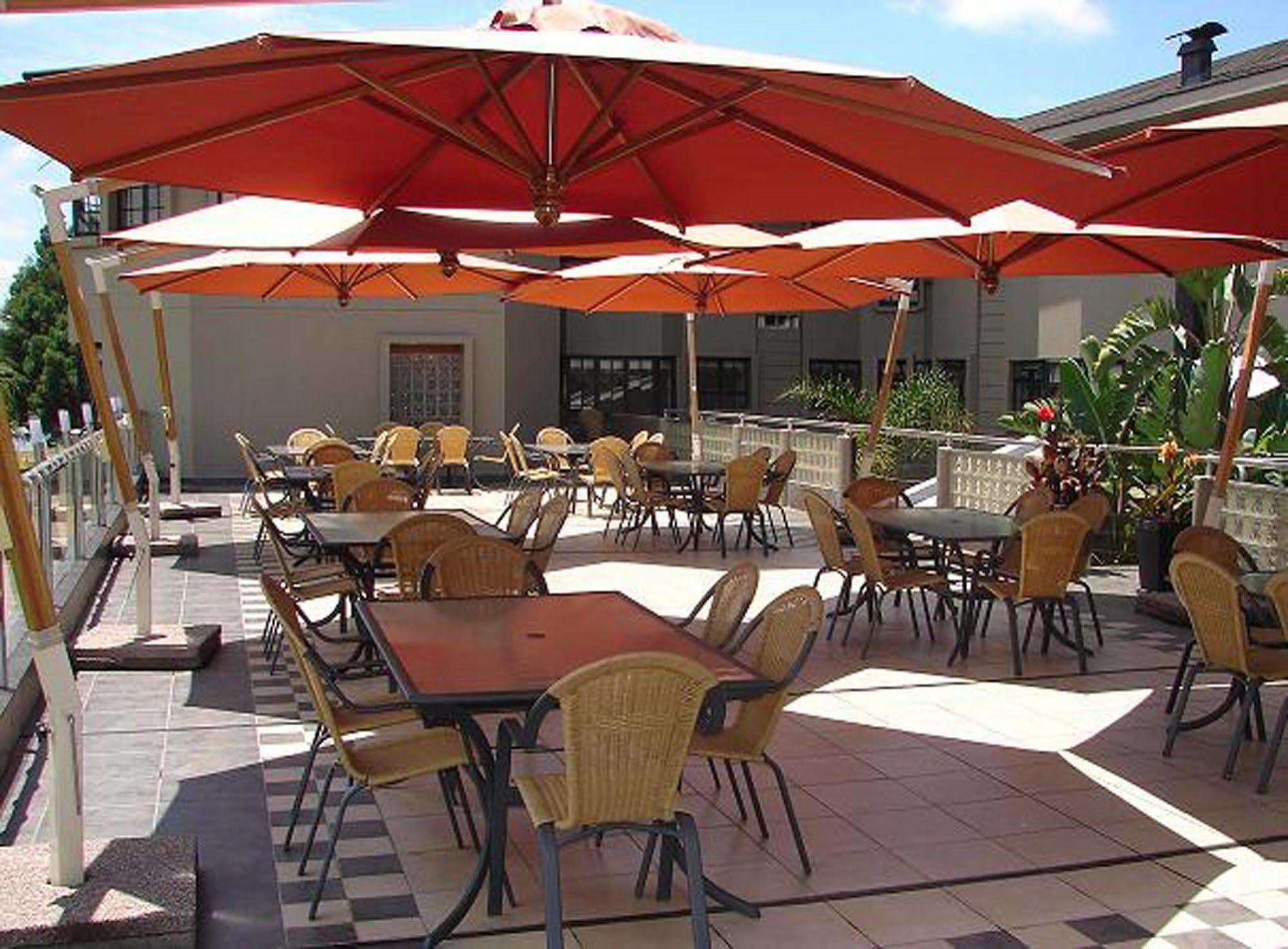 The Lakes Hotel & Conference Centre Benoni Εξωτερικό φωτογραφία